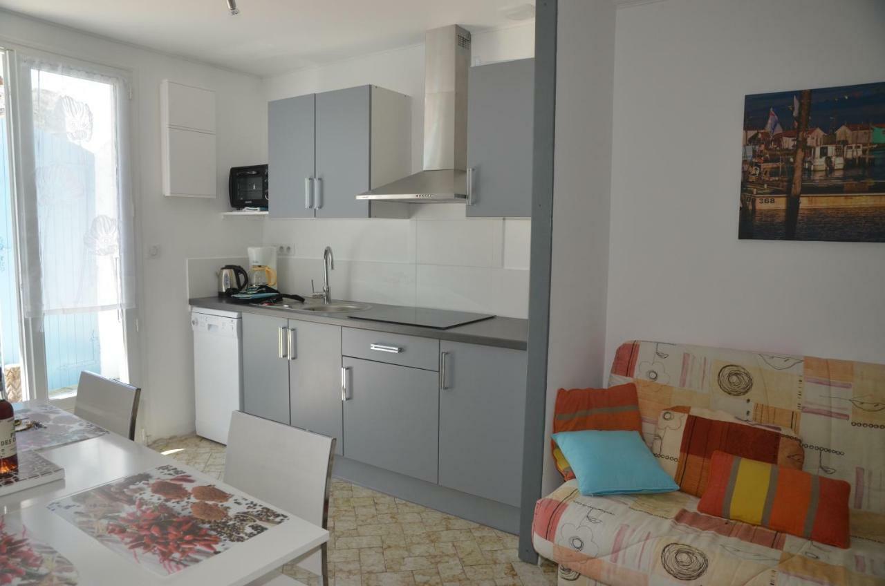Maisonnette Maumusson Villa แซ็ง-โทรจง-เลส์-แบ็งส์ ภายนอก รูปภาพ